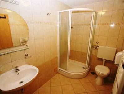 фото отеля Villa Paula Hotel Okrug Gornji