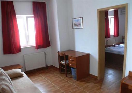 фото отеля Villa Paula Hotel Okrug Gornji