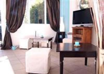 фото отеля Comfort Hotel Lagny-sur-Marne