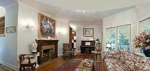фото отеля Arsenic and Old Lace Bed and Breakfast Inn