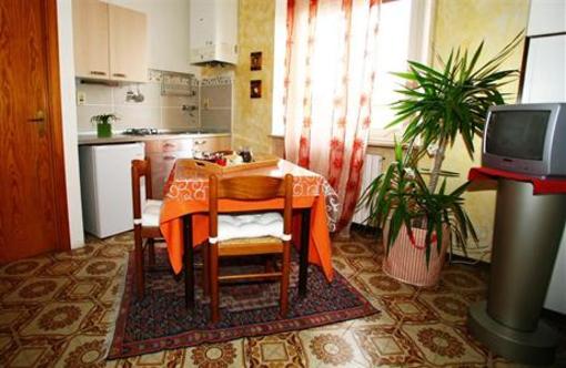 фото отеля Bed & Breakfast Leonardo Falconara Marittima