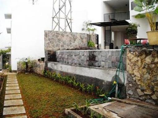 фото отеля Rumah Teras Pavilion Bandung