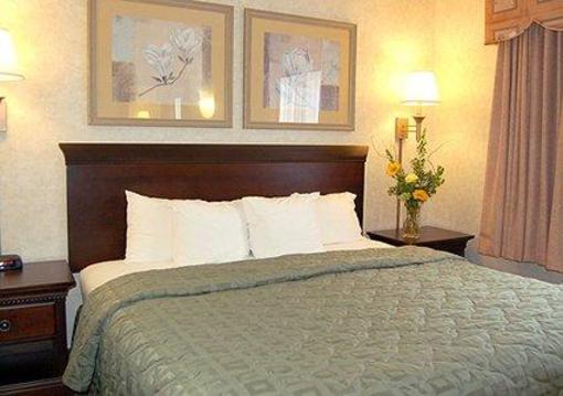 фото отеля Comfort Inn & Suites Great Barrington