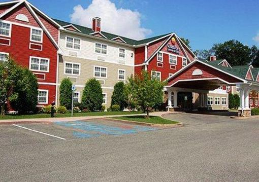 фото отеля Comfort Inn & Suites Great Barrington