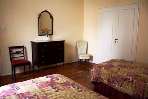 фото отеля Hotel Lyon Buenos Aires