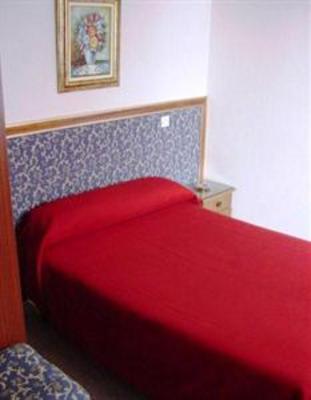 фото отеля Hostal Chelo Madrid