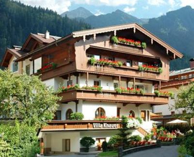 фото отеля Hotel Garni Villa Knauer Mayrhofen