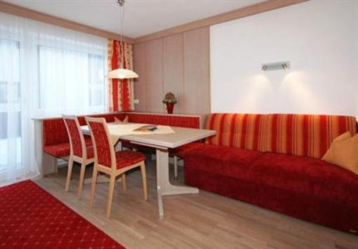 фото отеля Hotel Garni Villa Knauer Mayrhofen