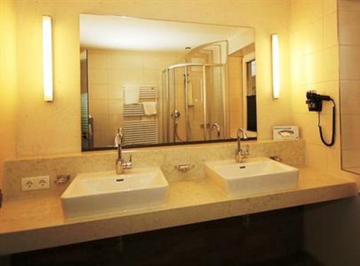фото отеля Hotel Garni Villa Knauer Mayrhofen