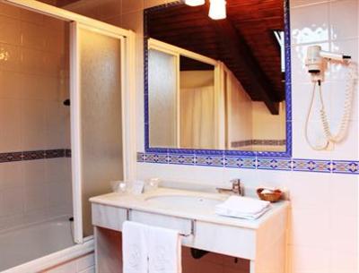 фото отеля Hotel San Clemente Santiago de Compostela