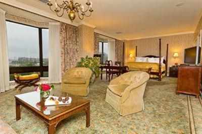 фото отеля Royal Sonesta Harbor Court Baltimore