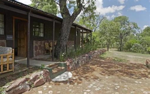 фото отеля Birdsong Cottage