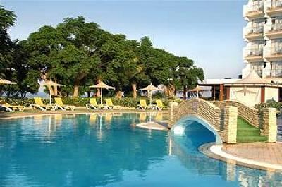 фото отеля Pernera Beach Hotel