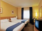 фото отеля Holiday Inn London - Brent Cross