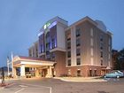 фото отеля Holiday Inn Express Hotel & Suites Hope Mills