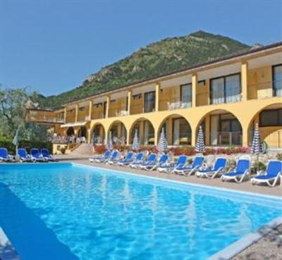 фото отеля Mercedes Hotel Limone sul Garda