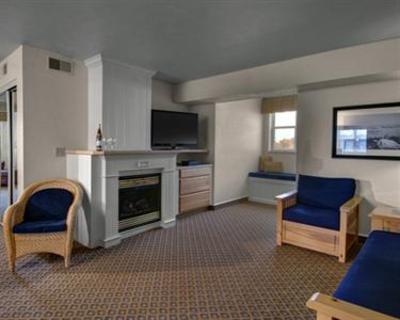 фото отеля Cherry Tree Inn & Suites
