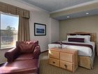 фото отеля Cherry Tree Inn & Suites