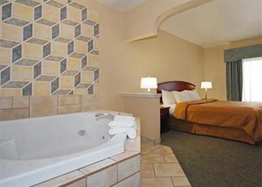 фото отеля Candlewood Suites South Austin