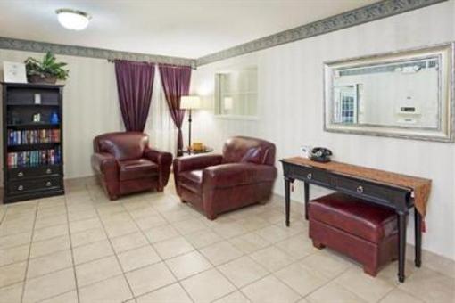 фото отеля Candlewood Suites South Austin