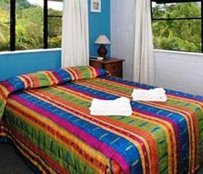 фото отеля Castaways Trinity Beach Apartments Cairns