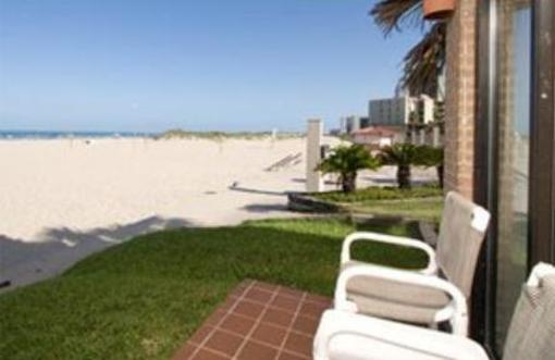 фото отеля Isla Grand Beach Resort