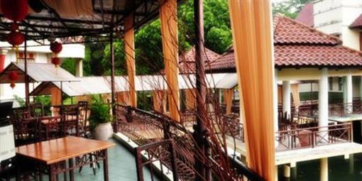 фото отеля Karang Setra Hotel Bandung