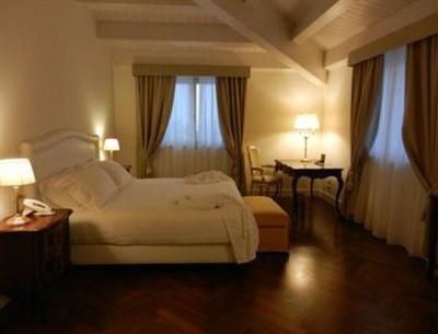 фото отеля Hotel Villa Michelangelo Citta Sant'Angelo