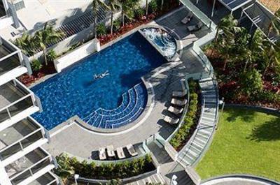 фото отеля Meriton Serviced Apartments - Broadbeach