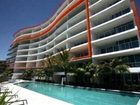 фото отеля Silvershore Apartments on the Broadwater