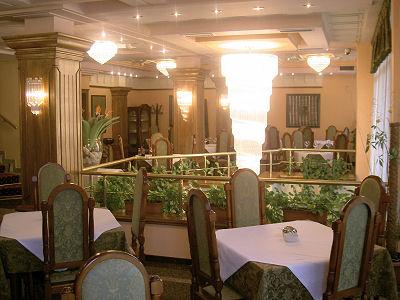 фото отеля Grand Hotel Tirana