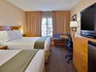 фото отеля Holiday Inn Express West Los Angeles