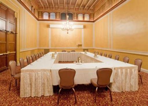 фото отеля Millennium Biltmore Hotel Los Angeles