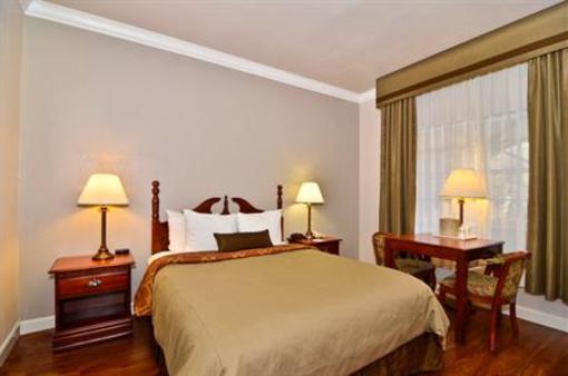 фото отеля BEST WESTERN Bishop Holiday Spa Lodge