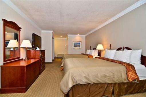 фото отеля BEST WESTERN Bishop Holiday Spa Lodge