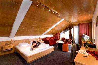 фото отеля Schwarzwaldhotel Ruhbuhl Lenzkirch