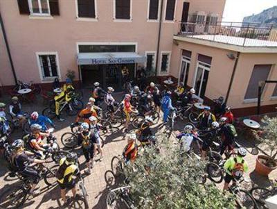 фото отеля Hotel San Giuseppe Finale Ligure