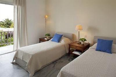 фото отеля Yria Hotel Resort