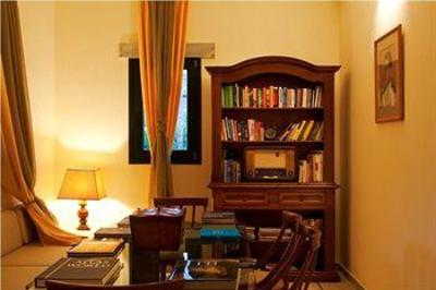 фото отеля Yria Hotel Resort