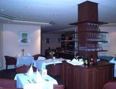фото отеля Best Western Plus Hovell Tree Inn