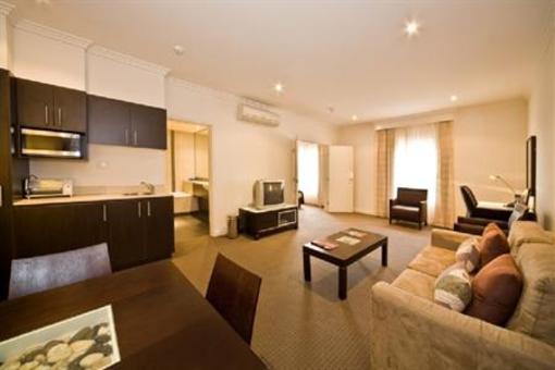 фото отеля Best Western Plus Hovell Tree Inn