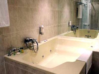 фото отеля Leonardo Hotel Charleroi City