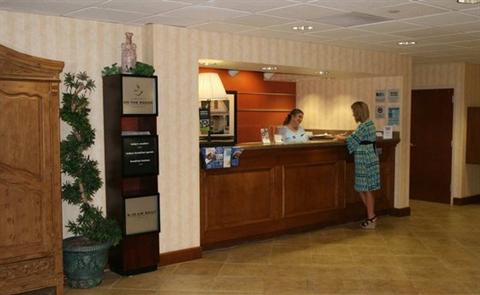 фото отеля Hampton Inn Dallas / Irving / Las Colinas