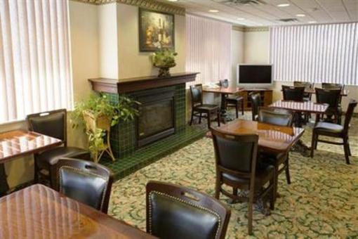фото отеля Comfort Suites Downtown Windsor (Ontario)