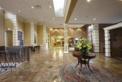 фото отеля Doubletree by Hilton Charlottesville