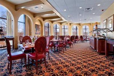 фото отеля Doubletree by Hilton Charlottesville