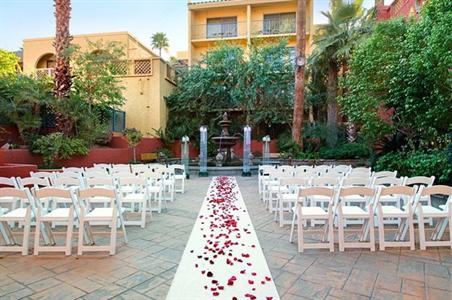 фото отеля Pointe Hilton Squaw Peak Resort