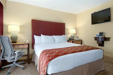фото отеля Pointe Hilton Squaw Peak Resort