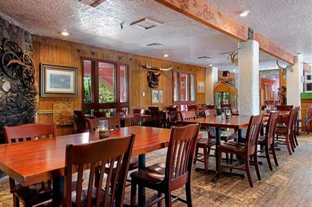 фото отеля Pointe Hilton Squaw Peak Resort