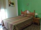 фото отеля Hostal Virgen del Rocio